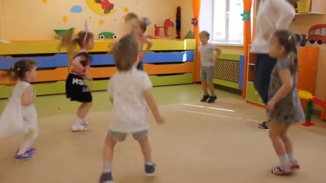 Зарядка вместе с малышами смотреть онлайн