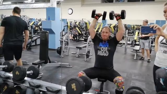 жим гантелей сидя день 3 смотреть онлайн