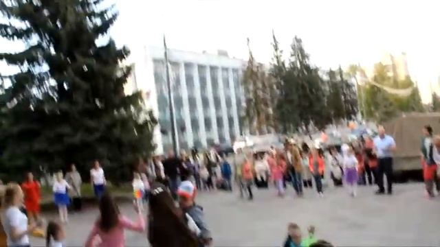 Студия семейного танца РЕВЮ смотреть онлайн