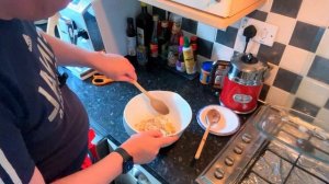 Макароны с сыром (любимое детское блюдо)