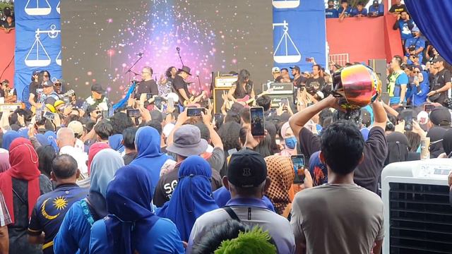 wings in Tawau.. opera hidup смотреть онлайн