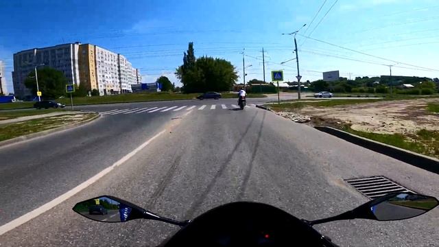 двоечкой прокатился до гаража, а обратоно на cbr1000rr смотреть онлайн