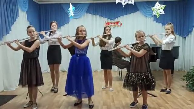 Ансамбль "Поющие флейты", ДМШ№2, г.Златоуст, группа Б, А.Жилинский "Весёлые ребята" смотреть онлайн