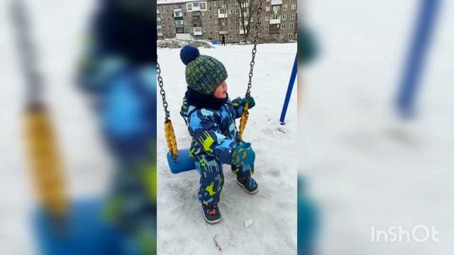 Уроки вождения. На прогулке и в магазине. Малышу 1 год 11 месяцев. 22.03.22 смотреть онлайн