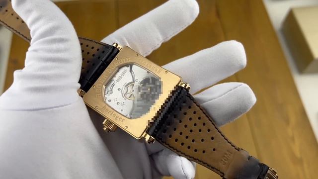 Швейцарские часы Roger Dubuis Golden Square смотреть онлайн