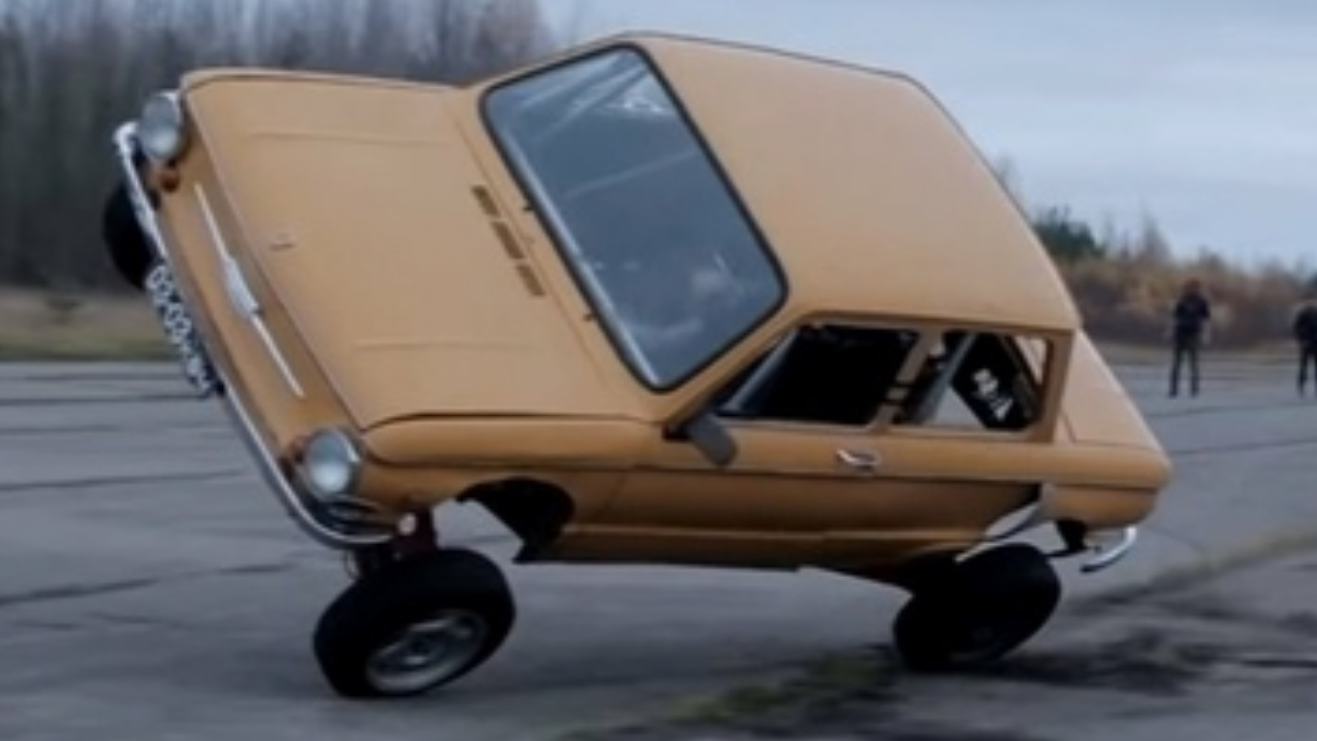 Бешеный ЗАПОРОЖЕЦ.mp4 смотреть онлайн