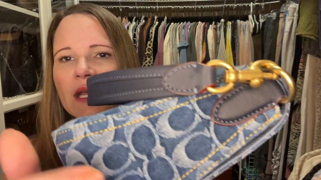 Real or Replica? Let's compare a potential replica bag to my authentic Coach Denim Soft Tabby! смотреть онлайн