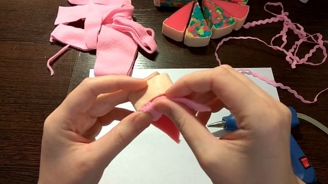 Делаем торт из губок для мытья посуды