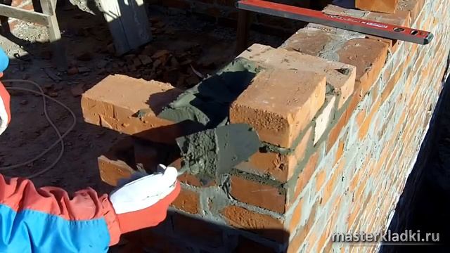 Кирпичная кладка угла в 1х1/2 кирпича - [© masterkladki]