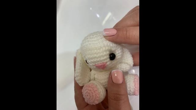 Вязаные игрушки Зайки/ Готовые работы смотреть онлайн