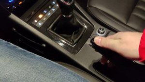 Неисправный ручник Октавия А7