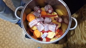 Хашлама из говяжьих хвостов.?