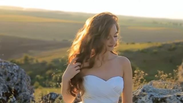 Помоги мне, гармонь. Поёт Ирина Чадова