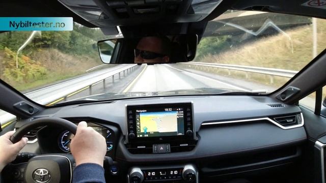 Noen dager med Toyota RAV4 phev смотреть онлайн