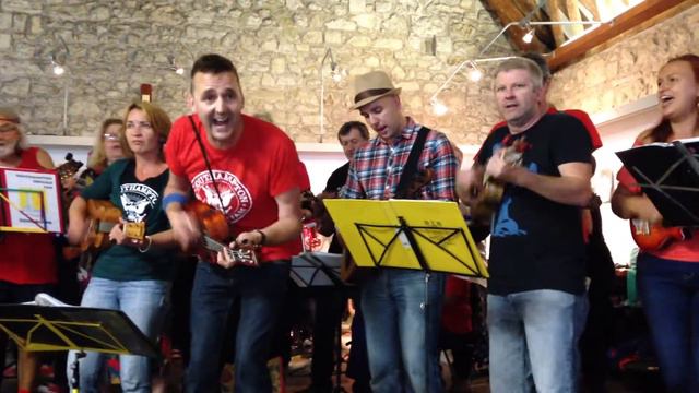 If you wanna come back - Southampton Ukulele Jam смотреть онлайн