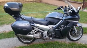 YAMAHA FJR1300 BRUSA