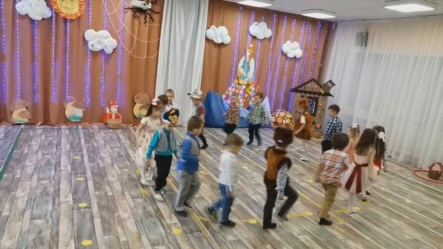 Осенний утренник средняя группа Солнечные зайчики смотреть онлайн