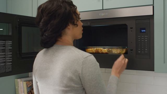 Whirlpool® Flush Built-In Over-the-Range Microwave - Model YWMMF5930P - Features смотреть онлайн