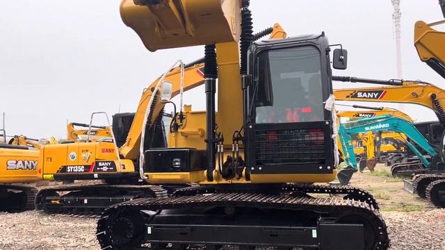Clean the excavator before loading. Komatsu, Carter, Volvo, Hitachi, Sunward,Hitachi,Sany for sale.