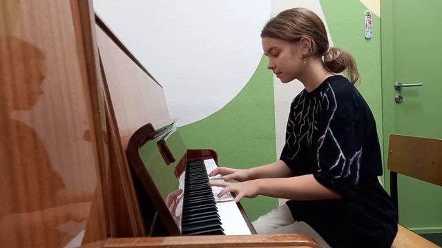 И.С.Бах Маленькая прелюдия 1 C-dur. Прудникова Алиса 4.кл(хор.отд.) смотреть онлайн