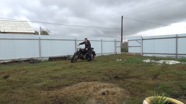 Мотоцикл из СССР К-750 /Часть 2. Запуск, покатушки, напутствие от бывалых. смотреть онлайн