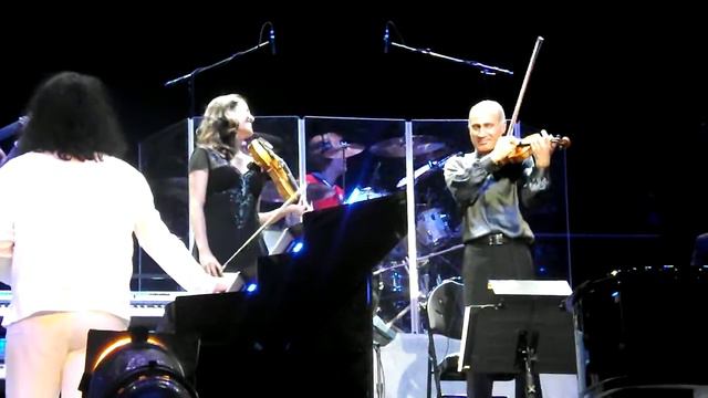 Yanni Live in Santiago Chile 2014 Mary Simpson and Samvel Yervinyan -World Tours 2014 смотреть онлайн