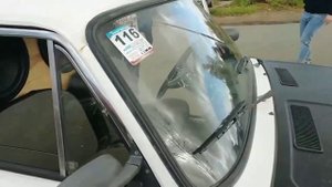 тачка ходуном. громкая жига. ветер. автозвук.