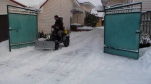Чистка снега самодельным минитрактором