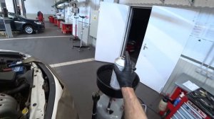 CAMRY 40. Замена масла в ГУРе.