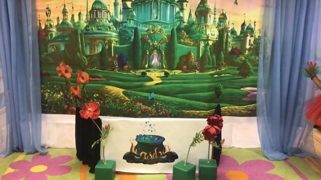 Отрывок из театральной постановки "Волшебник изумрудного города" смотреть онлайн