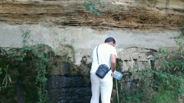 Удобное. Балка. Речушка 🏞️ Родник ⛲ Наша улица. Место где мы часто проводили время смотреть онлайн