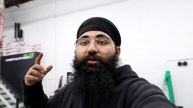 Budget Build Gets $0 Widebody Kit! (Fender Rolling and Pulling) смотреть онлайн