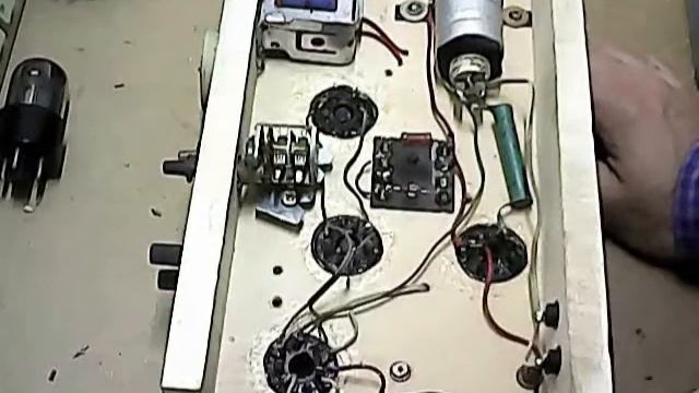 Регенеративный приёмник (часть-2. Сборка унч) смотреть онлайн