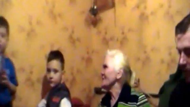 Встреча Нового 2013года. Саша и Андрей и их пожелания. смотреть онлайн