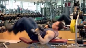 Жан Клод Ван Дамм Тренировка в 50 лет 2011