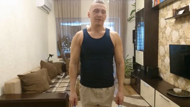Как НАКАЧАТЬ ПЛЕЧИ дома / Крутая прокачка дельт БЕЗ ЖЕЛЕЗА за 10 МИНУТ
