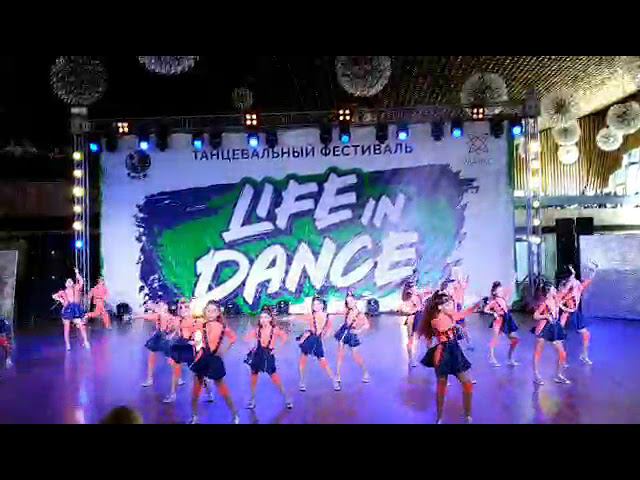 Showgirls_Радуга_март_2019