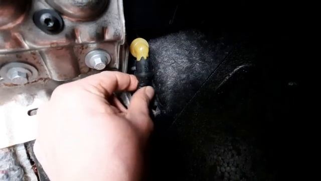 Мокрые коврики в салоне автомобиля Ford Mondeo IV