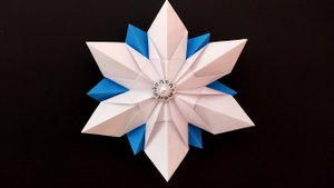 Как просто и красиво сделать снежинку из бумаги