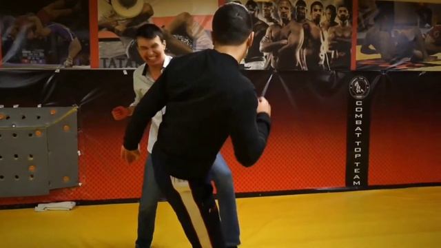Рукопашный бой. ММА. Бойцовская сцена в фильме. смотреть онлайн