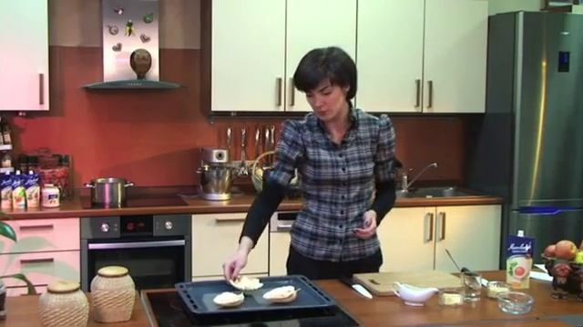 Креветки запеченные в ракушках. смотреть онлайн