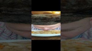 ОБЖОР Щи с тушенкой/мукбанг завтрак пп