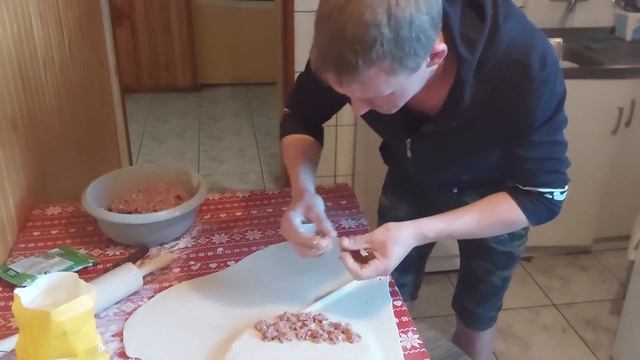 Мастер-класс по пельменям. Последствия от работы на заводе