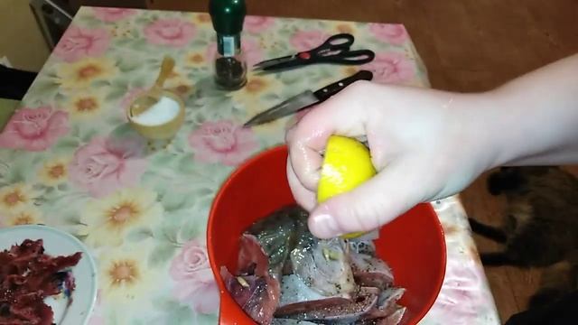 Горбуша жареная с лимоном без муки