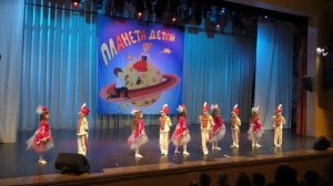 танец  "Гусарский марш"