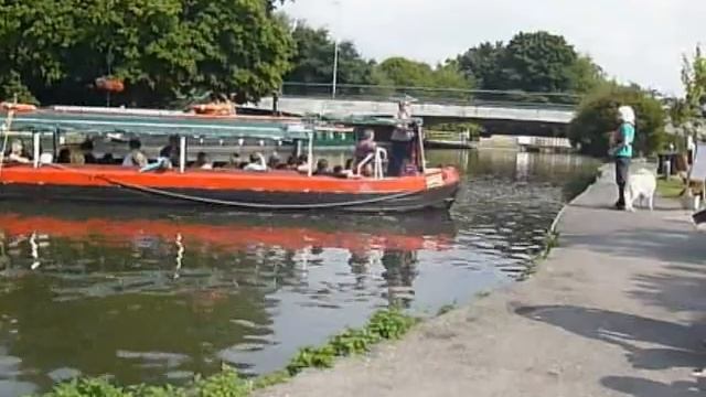 Gran's Van - Panasonic Lumix DMC - SZ1 Handheld by Newbury Canal смотреть онлайн