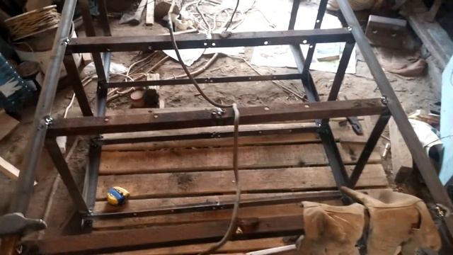 Собираем стеллаж из подручных средств ..) смотреть онлайн