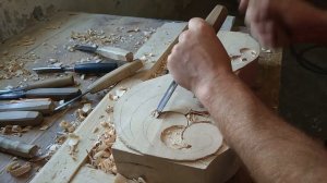 Изумительный журнальный столик.Изготовление резного журнального столика.Резьба по дереву.