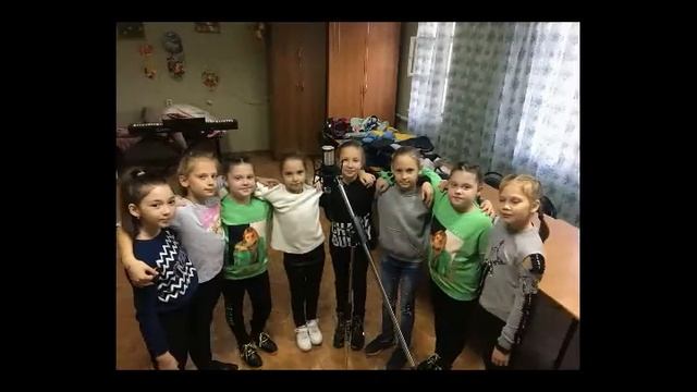 Поздравления с праздником День Матери от ДЮСШ смотреть онлайн