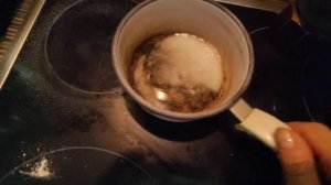 Как очистить эмалированную посуду от нагара